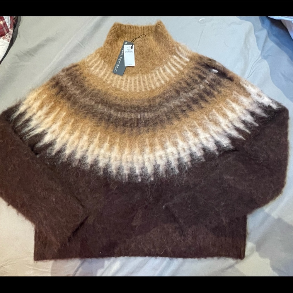 - NWT Baby Alpaca Banana Republic fair isle sweater
